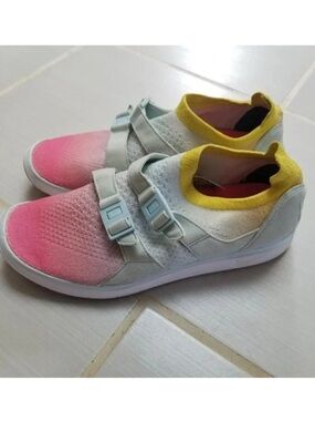 Air Sockracer Flyknit White/Glacier Blue-Racer Pink 8